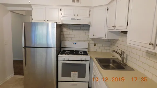 $1,550 | 444 North Fox Hills Drive, Unit 7, Bloomfield Hills, MI 48304