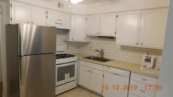 $1,550 | 444 North Fox Hills Drive, Unit 7, Bloomfield Hills, MI 48304