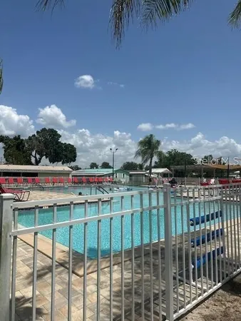 $2,200 | 6456 Presidential Circle, Zephyrhills, FL 33540