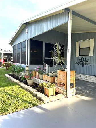$2,200 | 6456 Presidential Circle, Zephyrhills, FL 33540