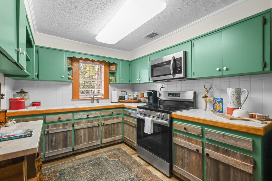 780 David Carter Road Baxley, GA 31513 - Photo 14 of 35