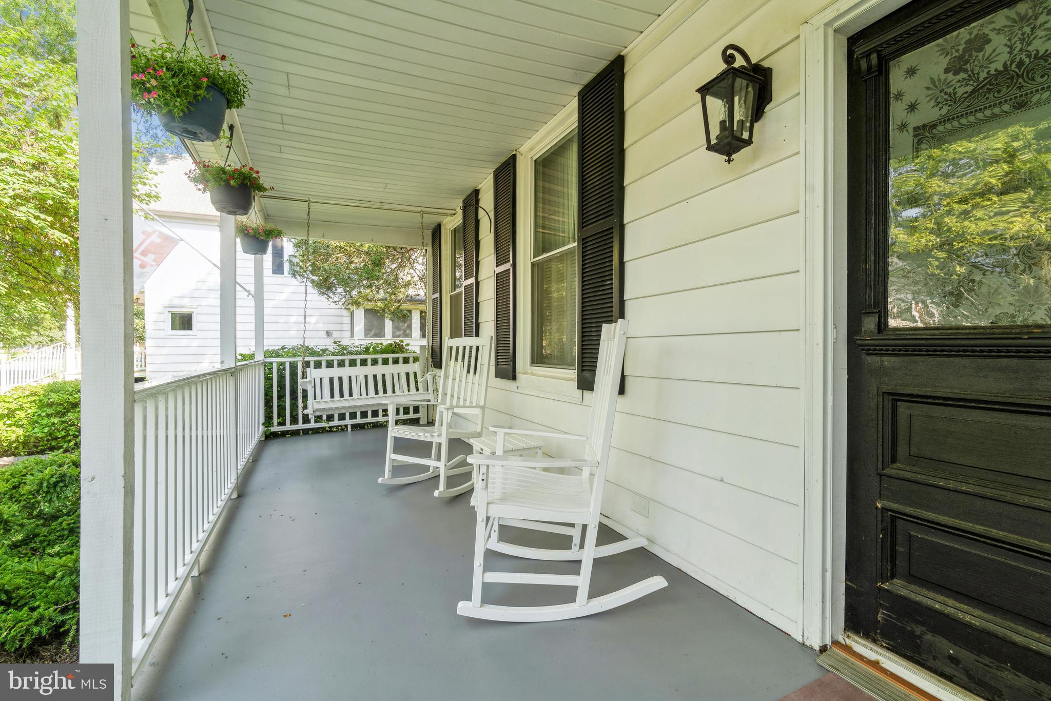 212 Maple Avenue Ridgely, MD 21660 - Photo 4 of 41 Relax on the front porch with your morning coffee!