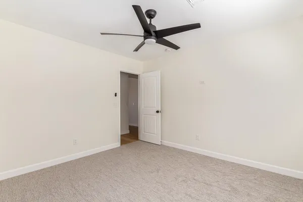 $2,400 | 23074 North 106th Lane, Peoria, AZ 85383