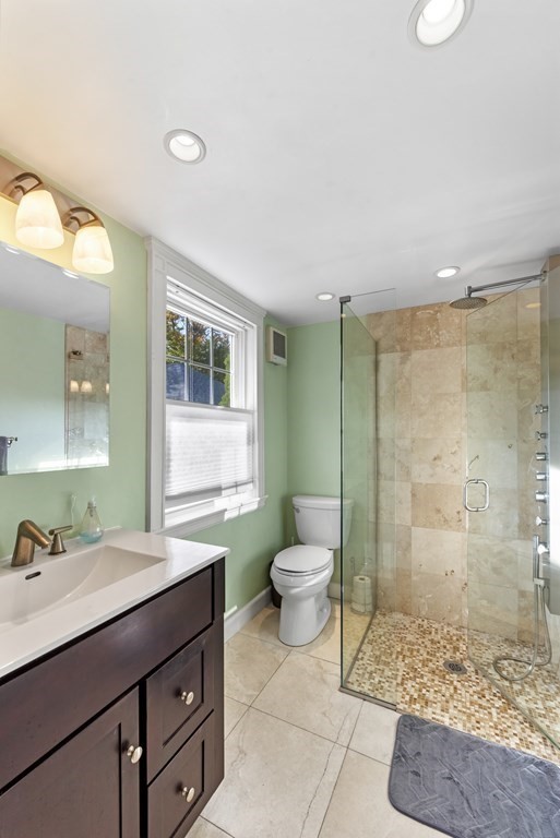 6 Charlotte Road Marblehead, MA 01945 - Photo 20 of 38