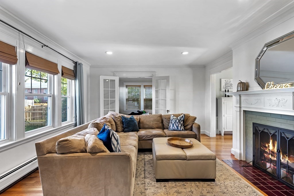 6 Charlotte Road Marblehead, MA 01945 - Photo 5 of 38