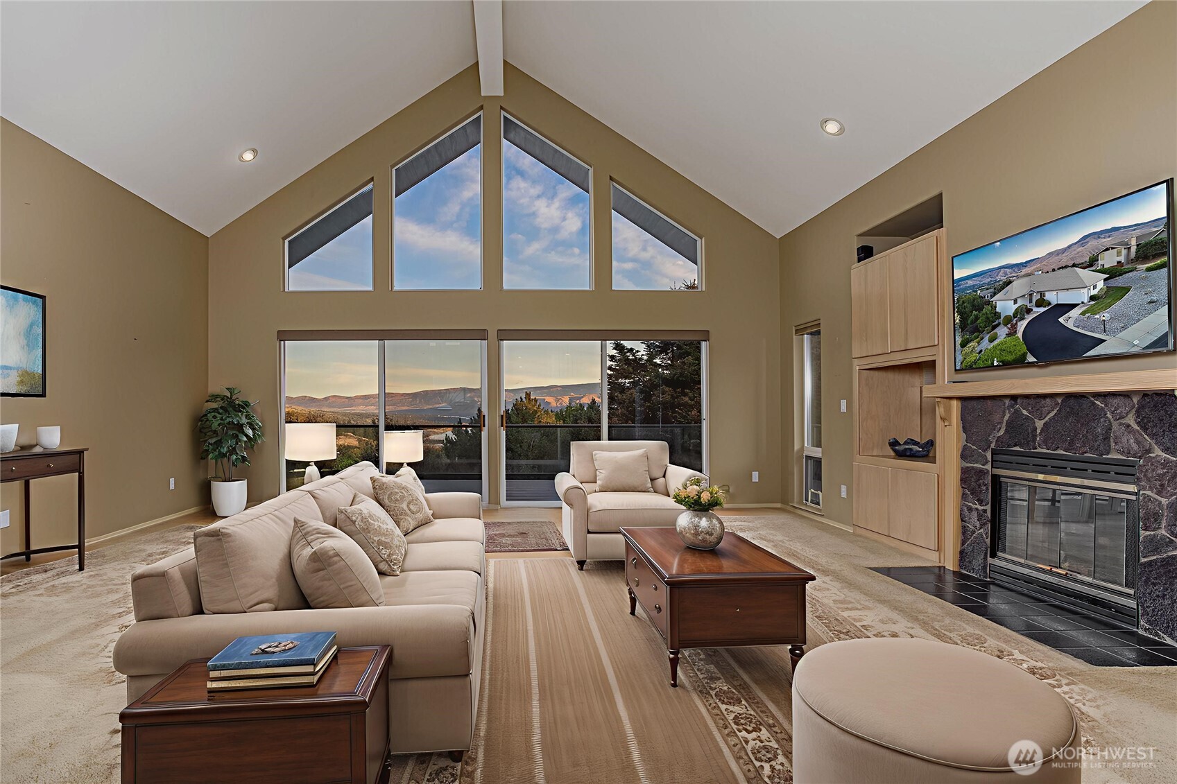 156 Heather Lane Wenatchee, WA 98801 - Photo 16 of 40