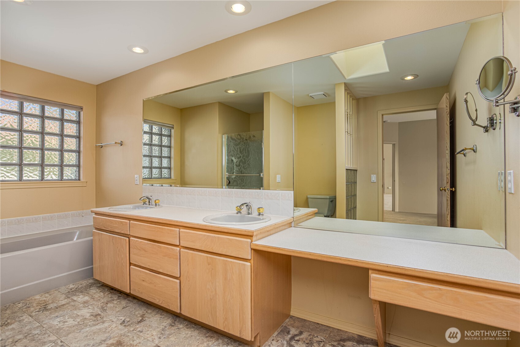 156 Heather Lane Wenatchee, WA 98801 - Photo 23 of 40