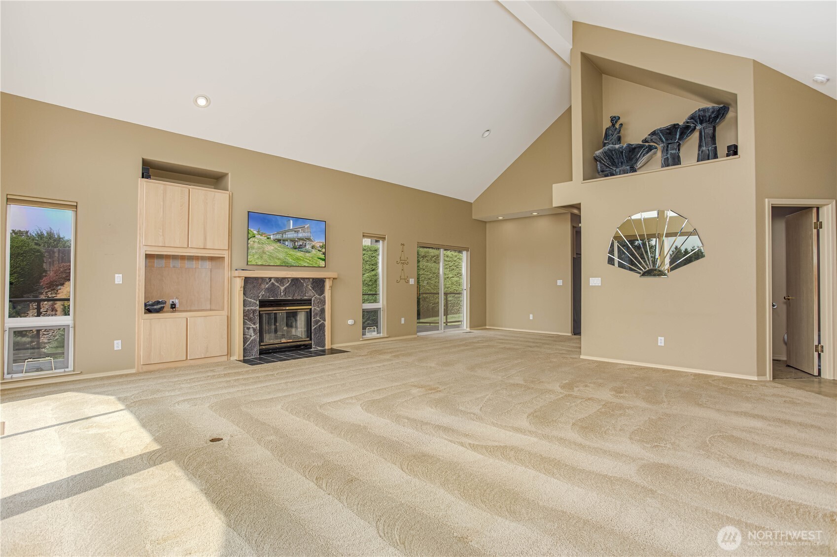 156 Heather Lane Wenatchee, WA 98801 - Photo 7 of 40