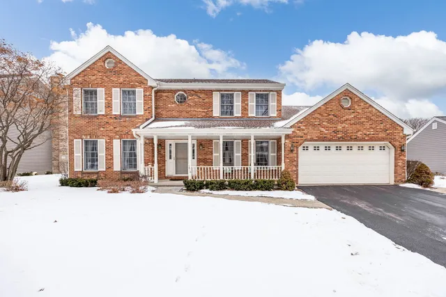 $549,900 | 1810 Huntington Road, St. Charles, IL 60174