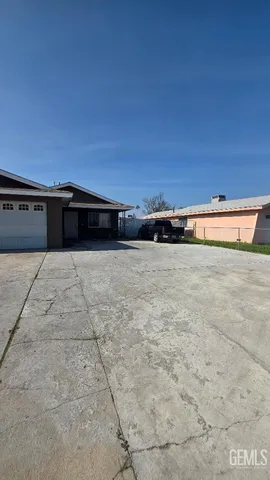 $230,000 | Undisclosed Address, McFarland, CA 93250