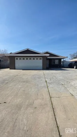 $230,000 | Undisclosed Address, McFarland, CA 93250