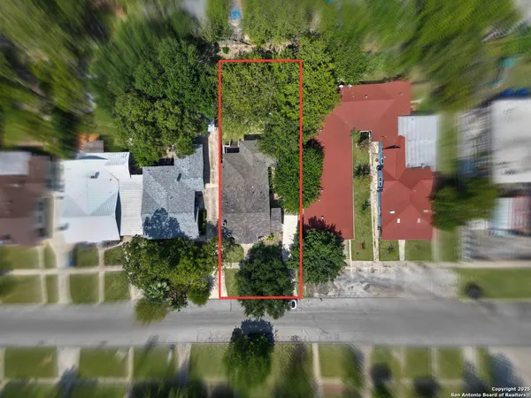 $2,500 | 419 West Huisache Avenue, San Antonio, TX 78212