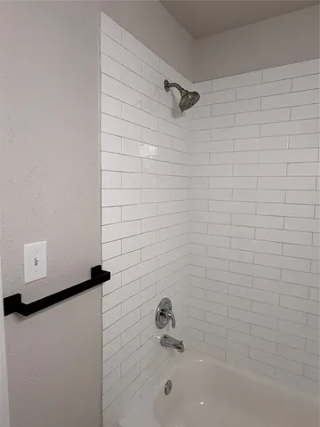 $895 | 7427 Avenue I, Unit C, Houston, TX 77011