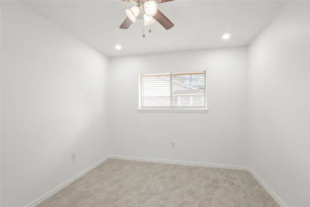 $1,750 | 111 Montrose Circle, Conroe, TX 77301