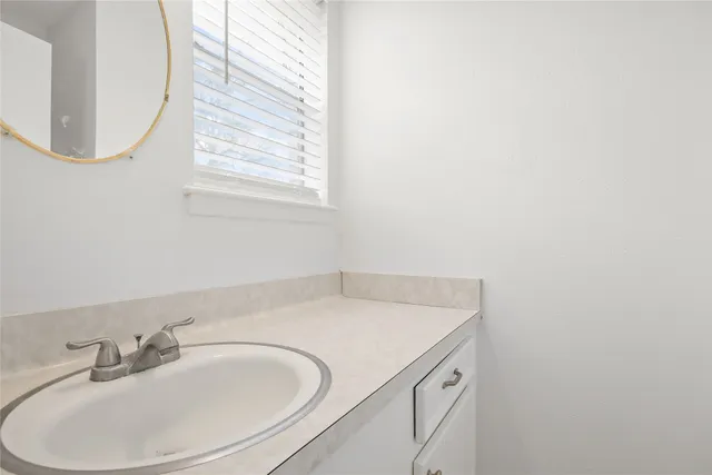 $1,750 | 111 Montrose Circle, Conroe, TX 77301