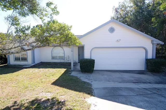 $275,000 | 925 Elkcam Boulevard, Deltona, FL 32725