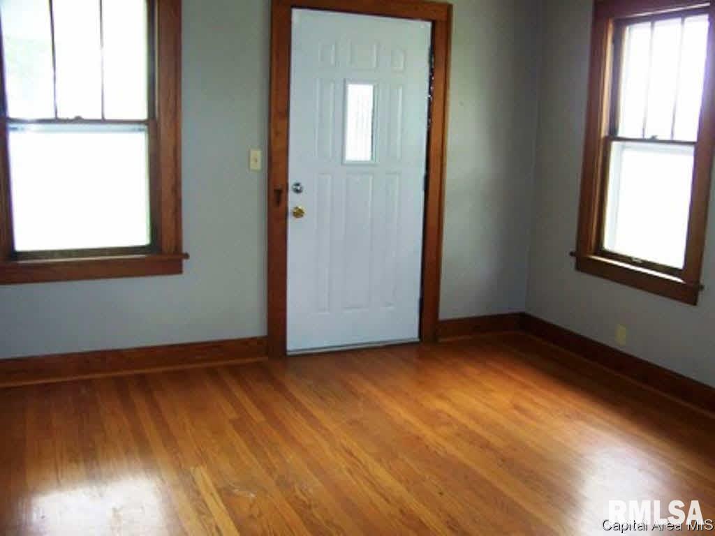 849 North Hill Street Springfield, IL 62702 - Photo 4 of 10 Gallery Image 4