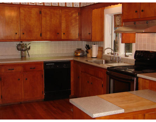 3 Volunteer Road Hingham, MA 02043 - Photo 17 of 21 Gallery Image 17