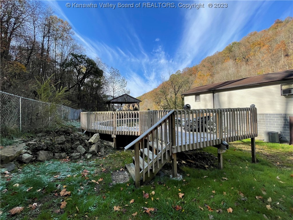 270 Dry Branch Road Charleston, WV 25312 - Photo 20 of 24 Gallery Image 20