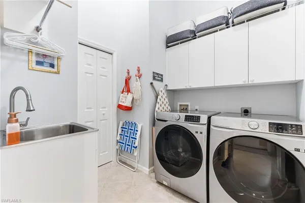 $399,000 | 6840 Beach Resort Drive, Unit 16, Naples, FL 34114