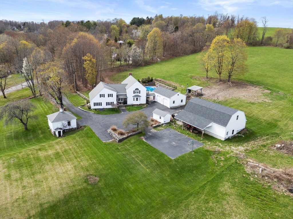 63 Uxbridge Road Sutton, MA 01590 - Photo 6 of 15