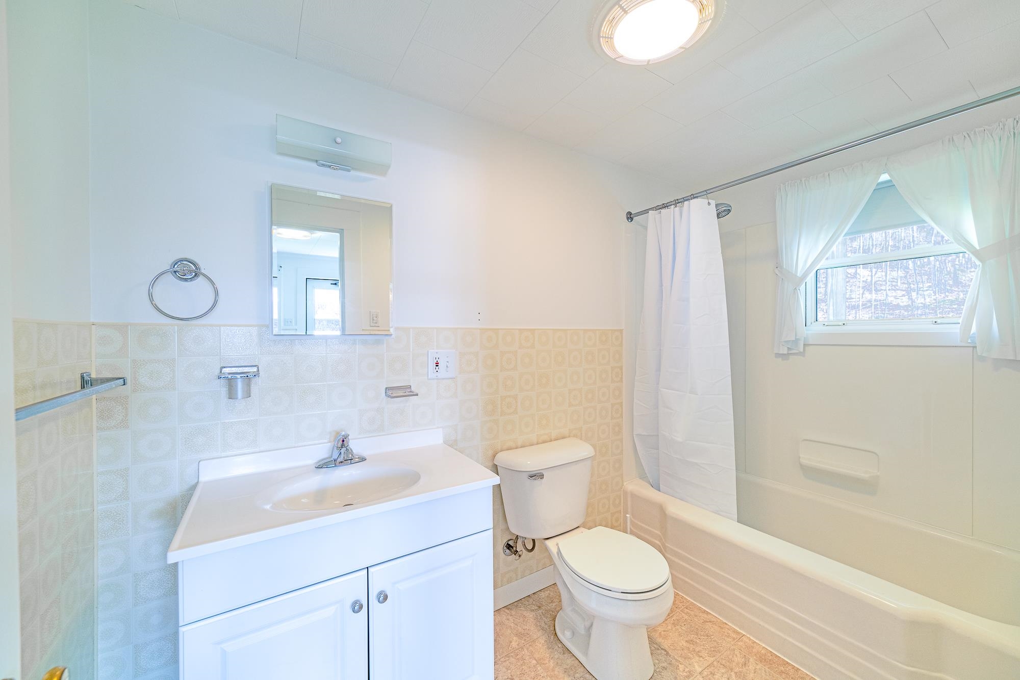 428 High Street Berlin, NH 03570 - Photo 19 of 36