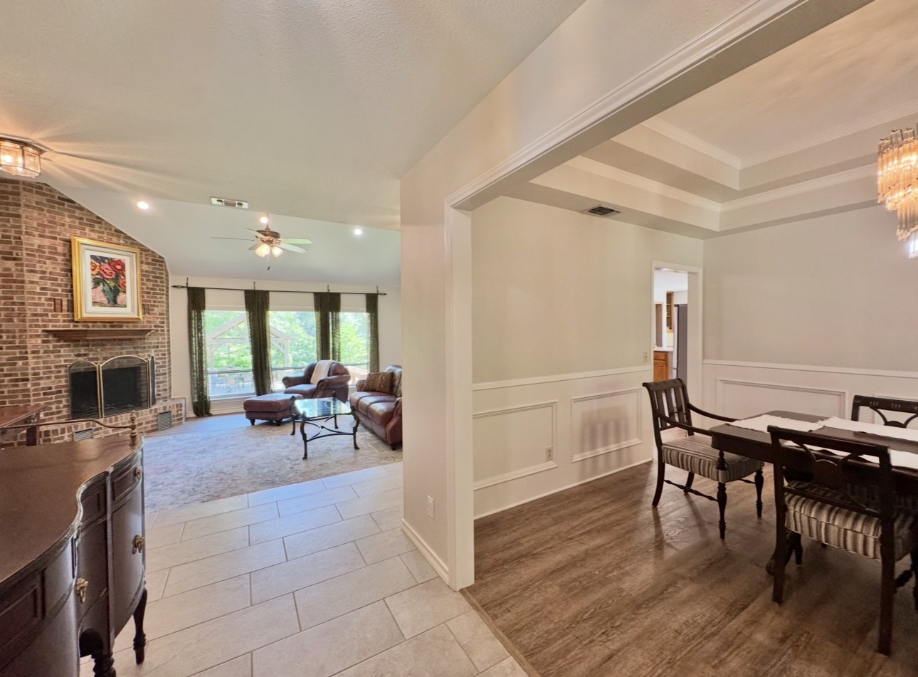 203 East 11th Street Elgin, TX 78621 - Photo 14 of 40