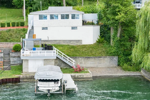 $599,000 | 538 East Lake Road, Milo, NY 14527