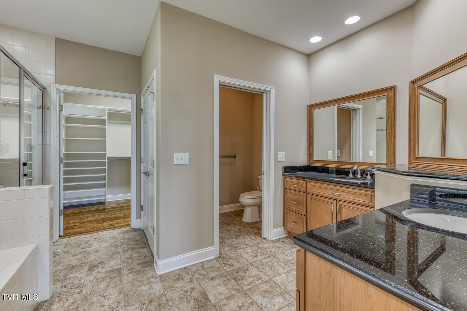 17 Cypress Ridge Court Jonesborough, TN 37659 - Photo 26 of 97 17 Cypress Ridge Ct-34