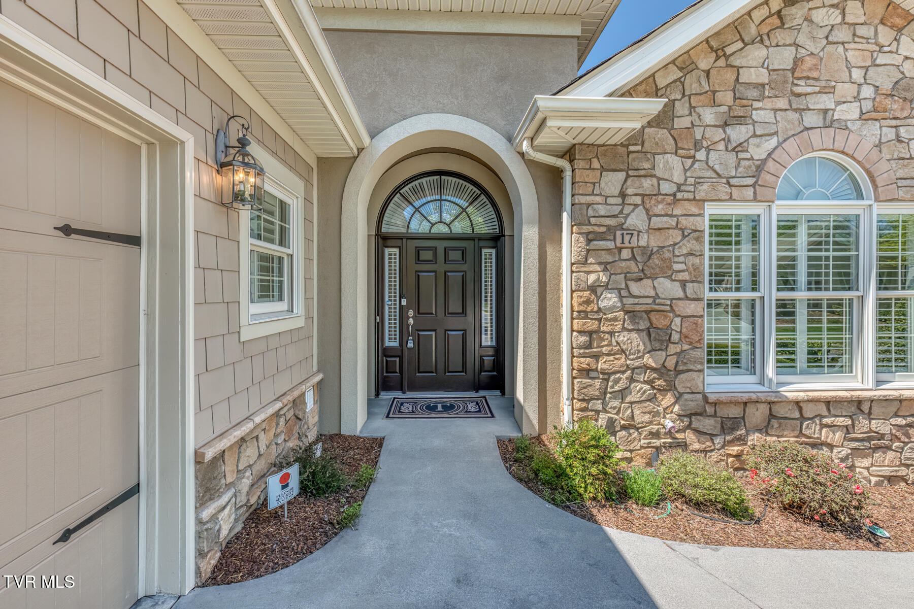 17 Cypress Ridge Court Jonesborough, TN 37659 - Photo 3 of 97 17 Cypress Ridge Ct-10