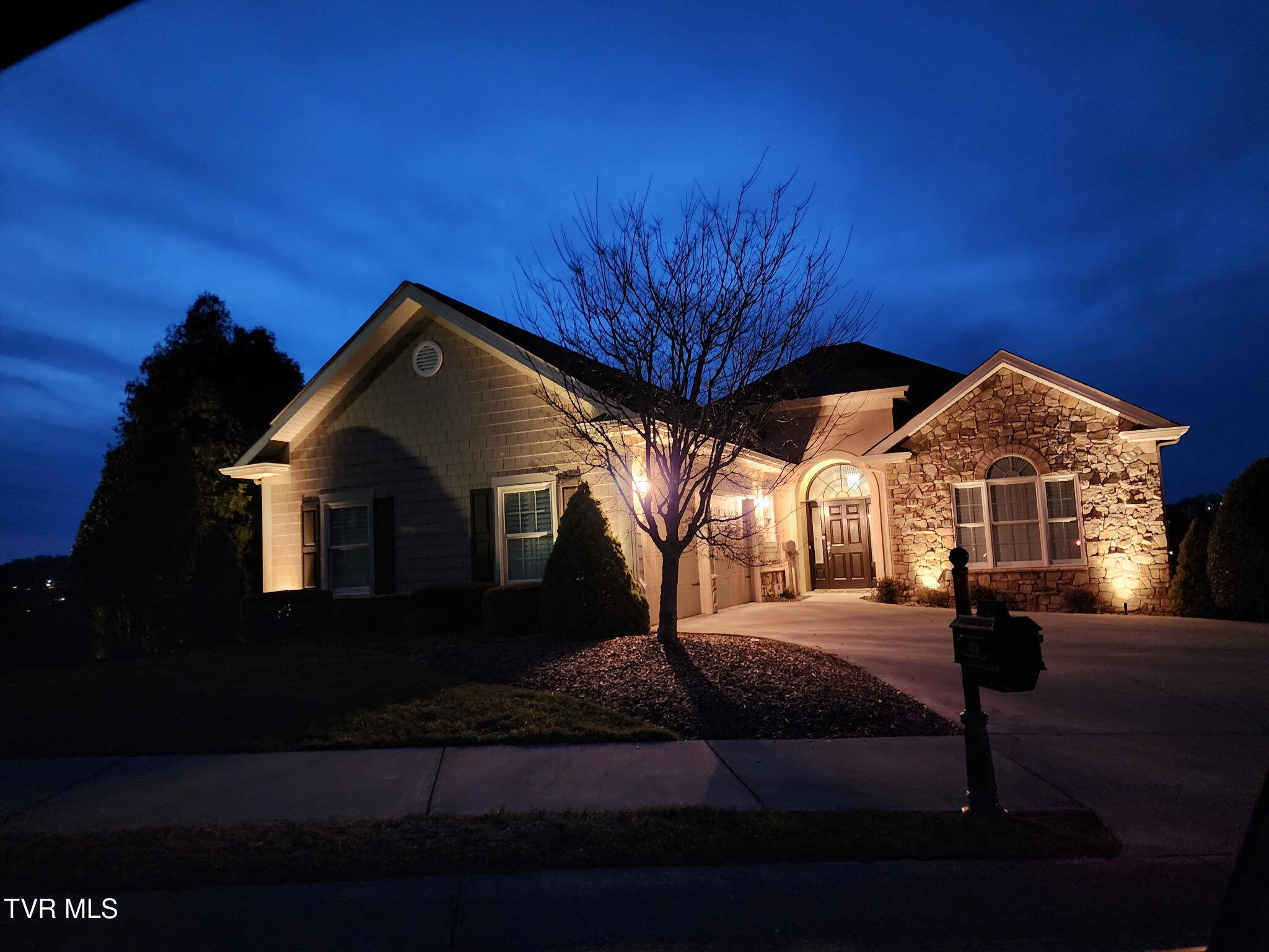 17 Cypress Ridge Court Jonesborough, TN 37659 - Photo 97 of 97 20260217_184122