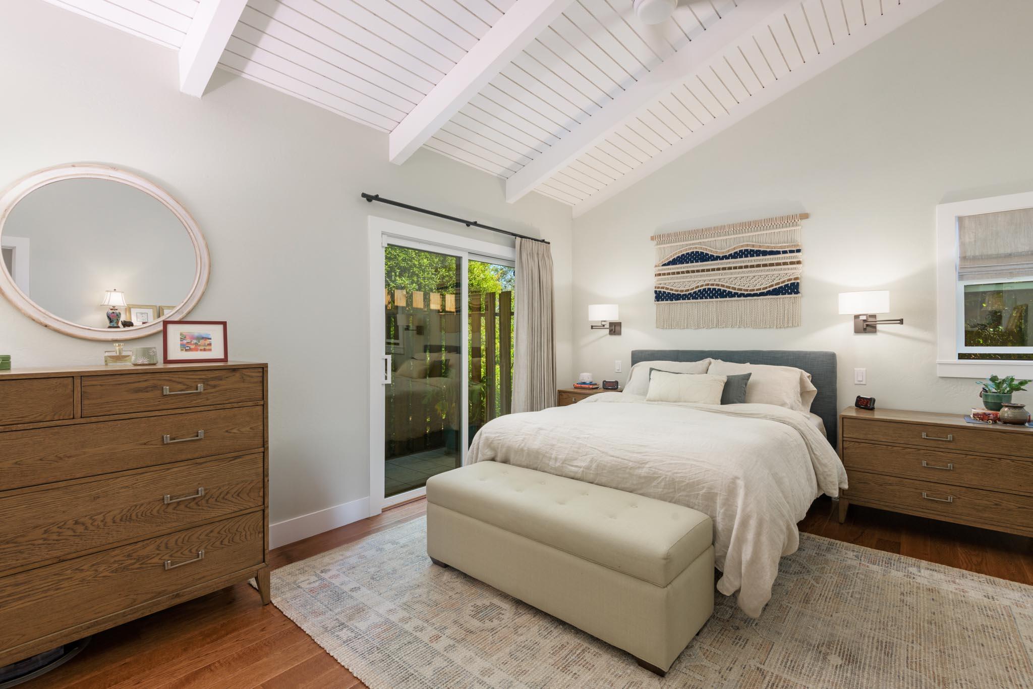 533 North La Cumbre Road Santa Barbara, CA 93110 - Photo 6 of 12 Primary Bedroom
