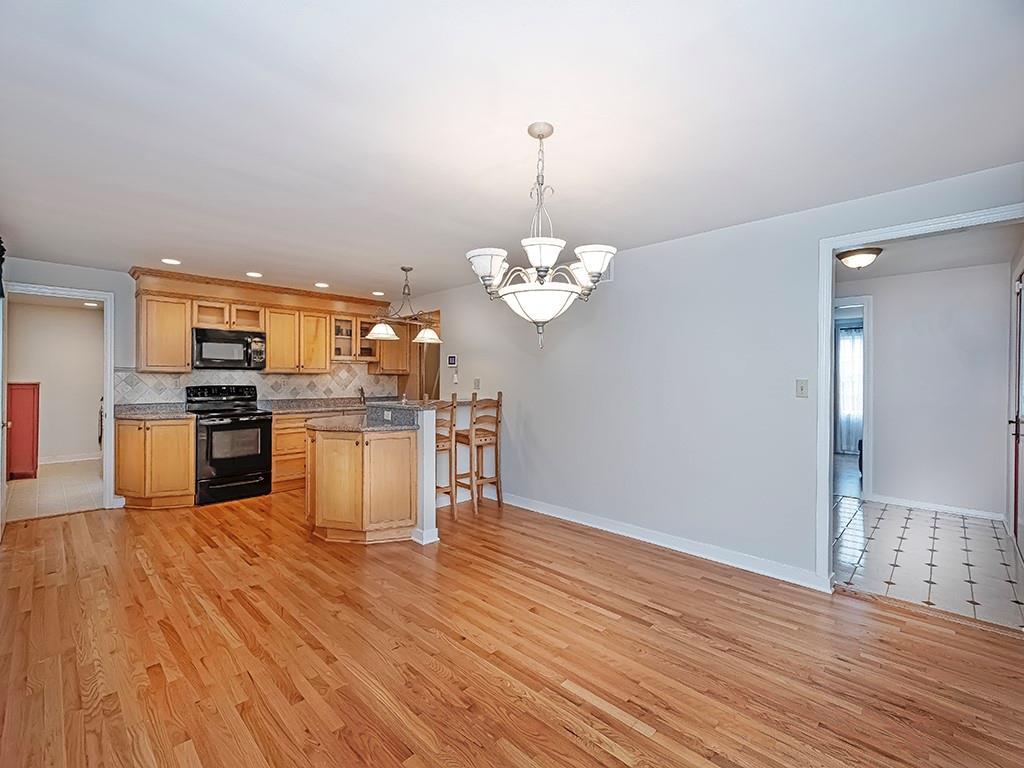 110 Walnut Ridge Drive Pittsburgh, PA 15238 - Photo 4 of 31 Gallery Image 4