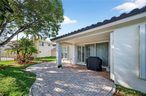 $845,000 | 1511 Northwest 168th Avenue, Pembroke Pines, FL 33028