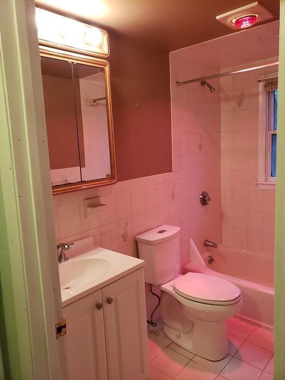 72 Waldron Road Braintree, MA 02184 - Photo 12 of 14 Gallery Image 12