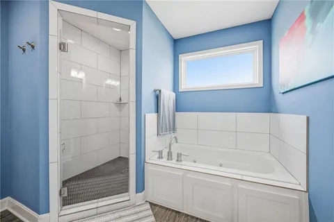 $550,000 | 6416 North 142nd Street, Basehor, KS 66007