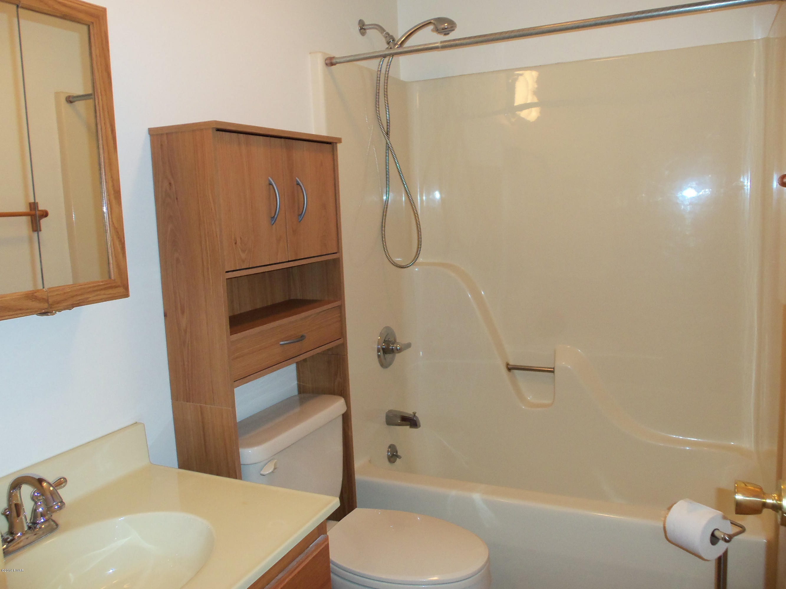 229 Deer Run Road Hawley, PA 18428 - Photo 34 of 54 Gallery Image 34