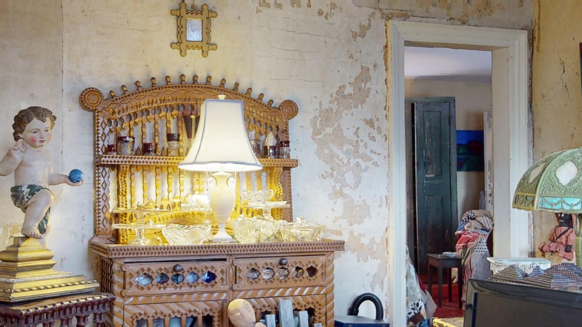 580 Commercial Street Provincetown, MA 02657 - Photo 25 of 58 view of a dining room with a table and chairs