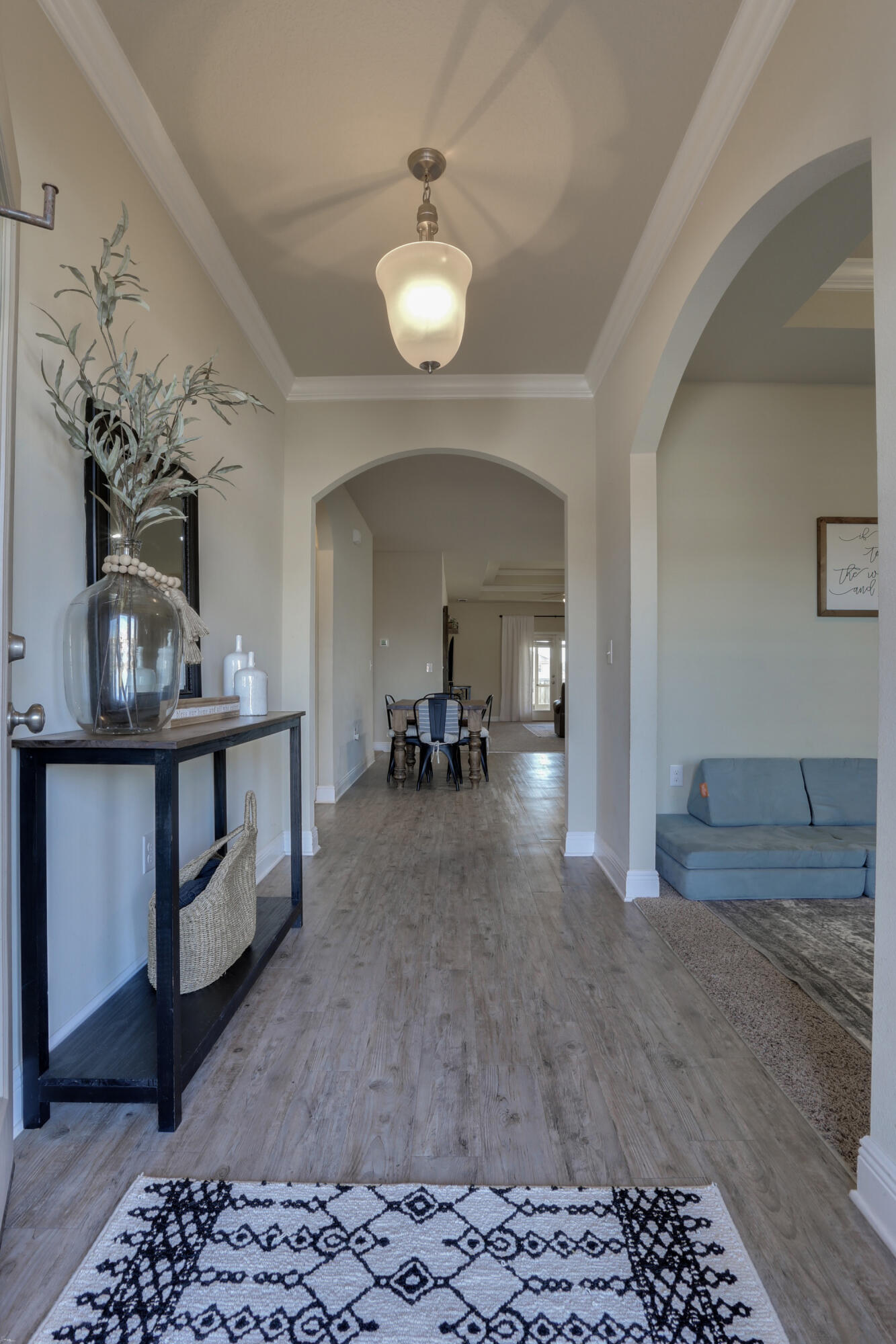 671 Teal Street Crestview, FL 32539 - Photo 7 of 41 a view of a livingroom with furniture