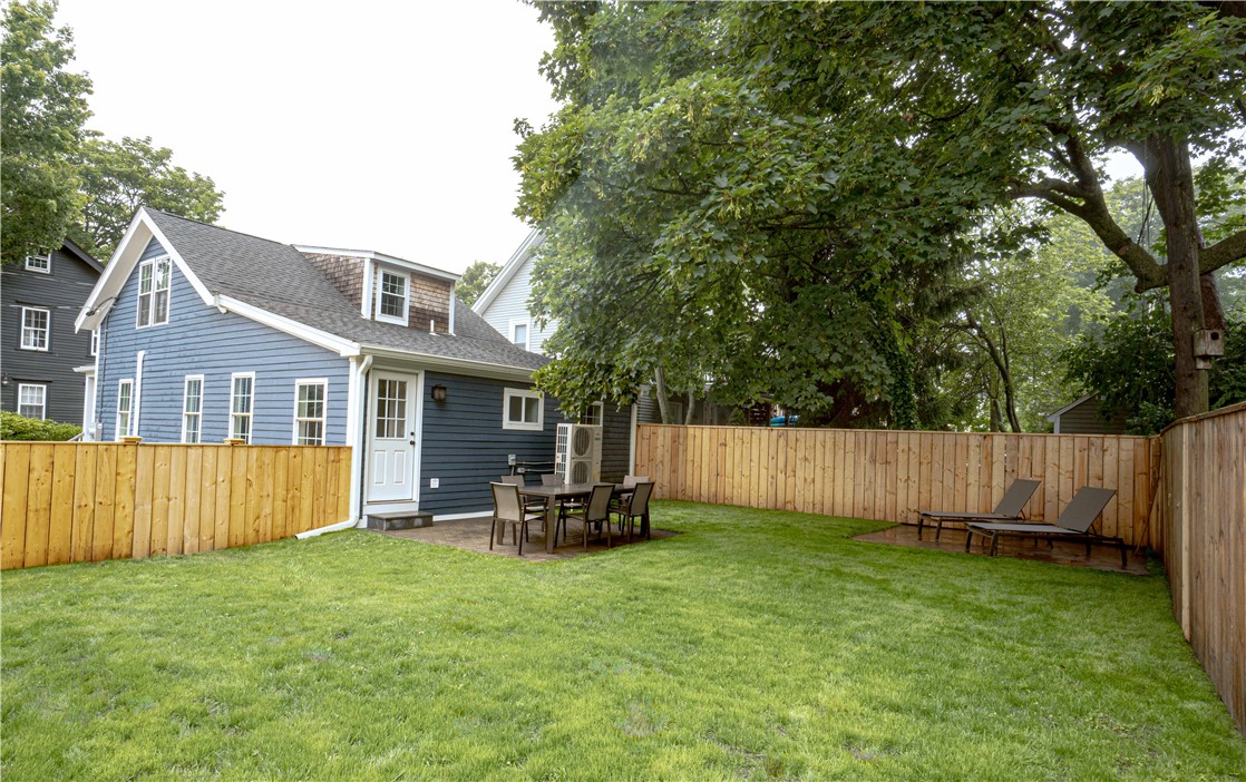57 Callender Avenue Newport, RI 02840 - Photo 28 of 35