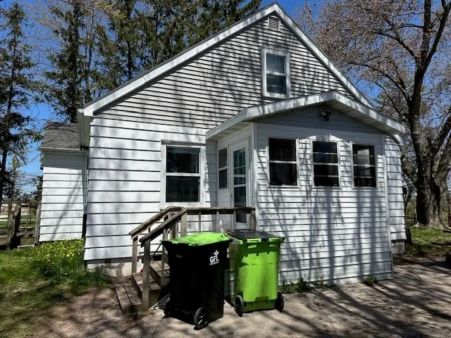 $259,900 | 1073 Phillips Road, Green Bay, WI 54311