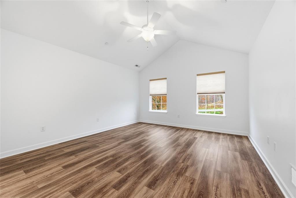 400 Spring Valley Drive Zelienople, PA 16063 - Photo 20 of 25