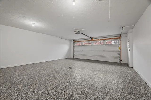 $500,000 | 400 Spring Valley Drive, Zelienople, PA 16063