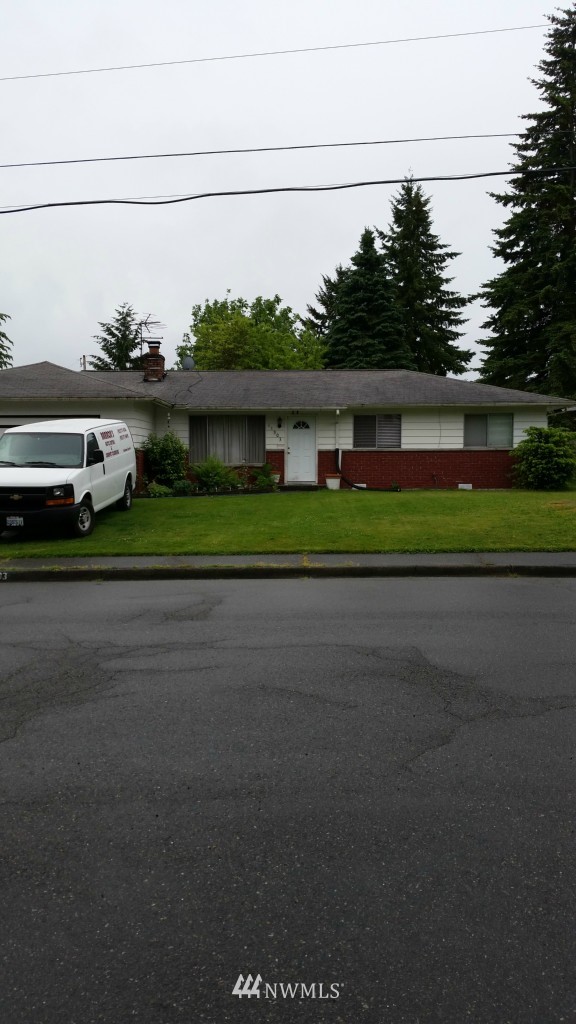 11903 Southeast 165th Street Renton, WA 98058 - Photo 1 of 9 Gallery Image 1