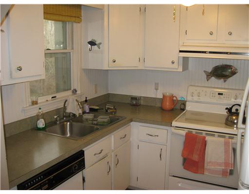 274 Mautucket Road South Kingstown, RI 02879 - Photo 8 of 12 Kitchen.
