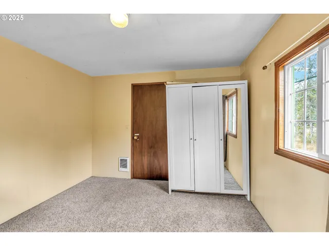 $769,000 | 31431 Fairview Road, Rainier, OR 97048