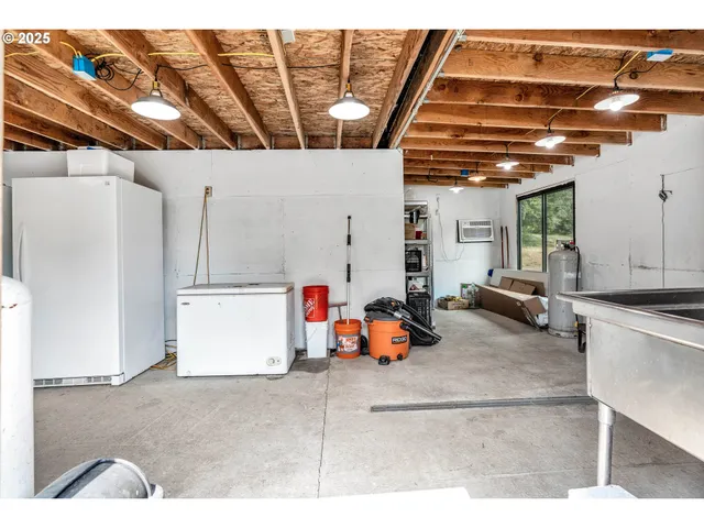 $769,000 | 31431 Fairview Road, Rainier, OR 97048