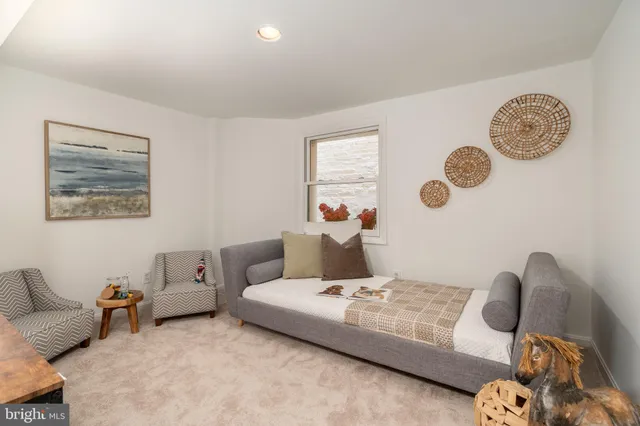 $3,800 | 1683 35th Street Northwest, Unit B, Washington, DC 20007