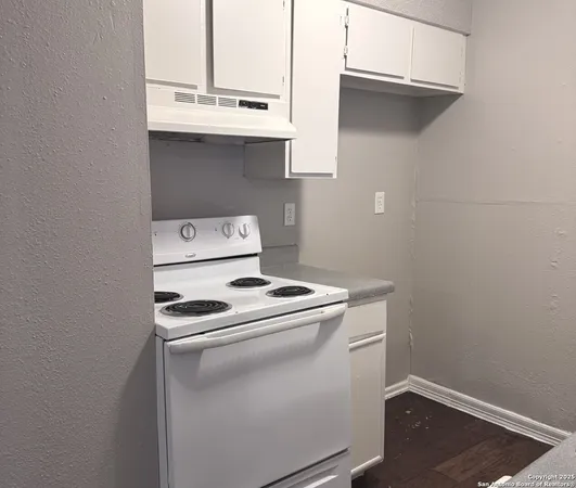 $795 | 2018 Anchor Drive, Unit B, San Antonio, TX 78213