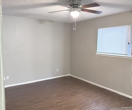 $795 | 2018 Anchor Drive, Unit B, San Antonio, TX 78213